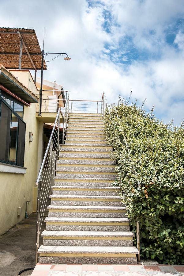 B&B Il Cenerino Sant'Antìoco Eksteriør billede